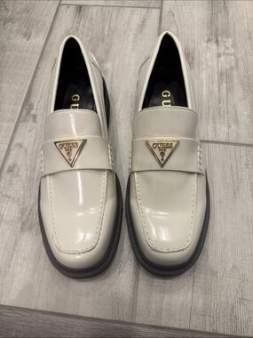 GUESS Women’s White Leather Loafers with Gold Logo